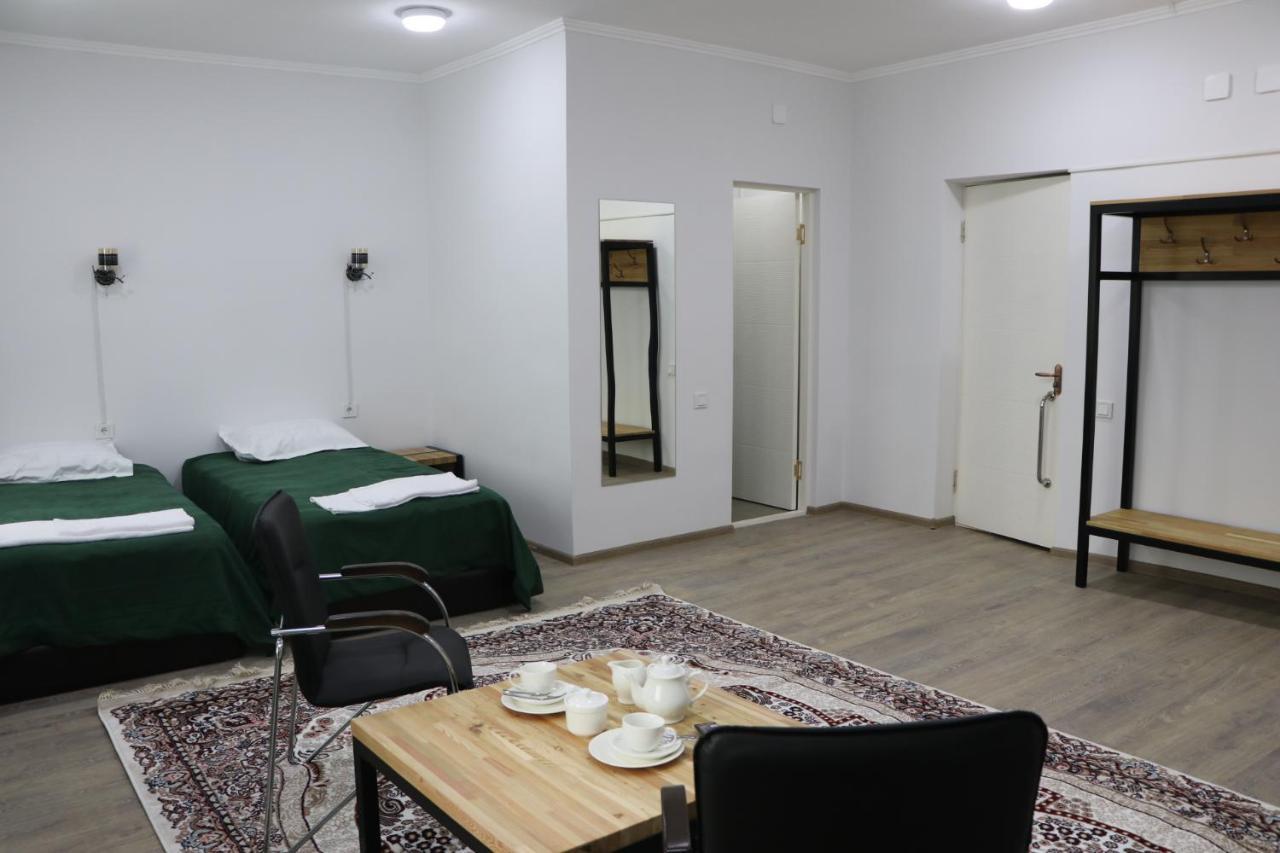 Issyk - Kol Hotel Balyktsjy Buitenkant foto