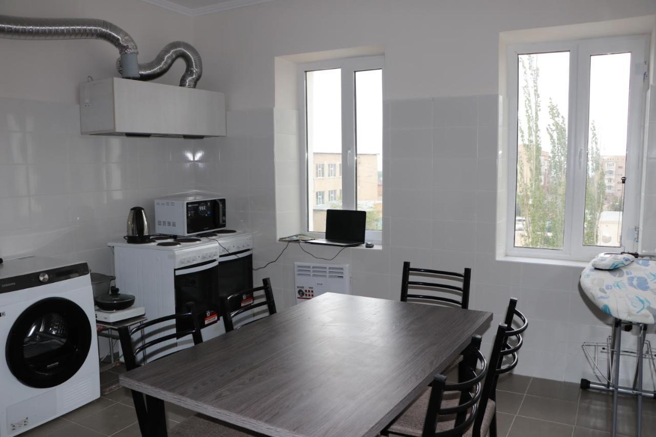 Issyk - Kol Hotel Balyktsjy Buitenkant foto