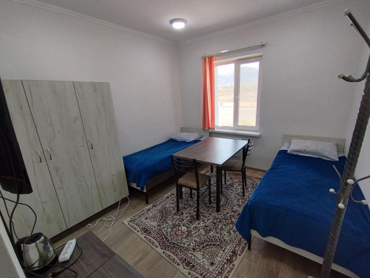 Issyk - Kol Hotel Balyktsjy Buitenkant foto